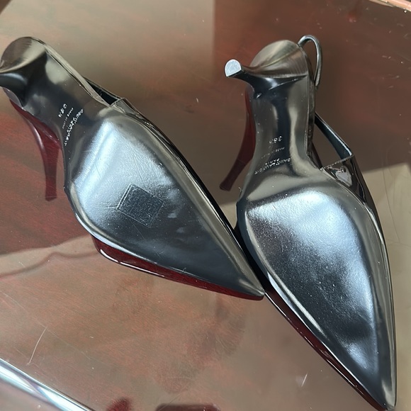 Saint Laurent Slingback Pump With a Pointed Toe - Picture 14 of 14